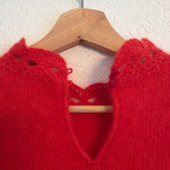 Sezane Red sweater with delicate embroidery neckline - Picture 5 of 8